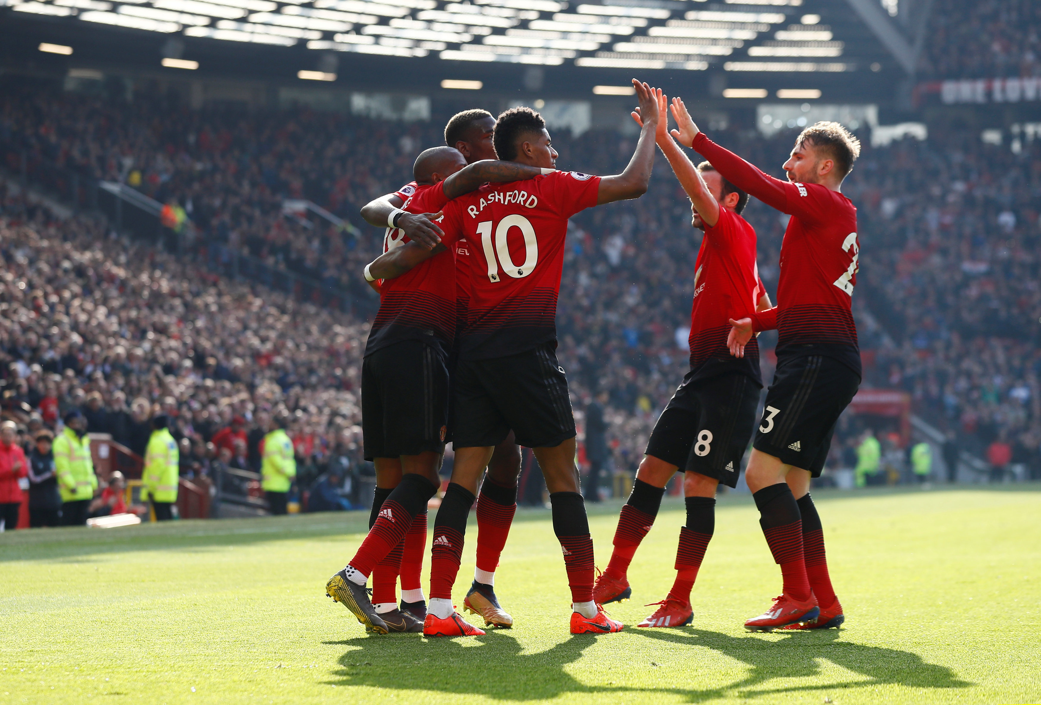 她拥有一支 她拥有一支